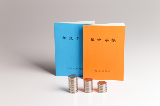 嚴海赴日工作