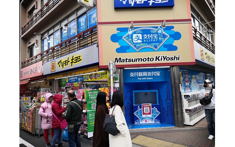 日本緊急招募手機店服務人員