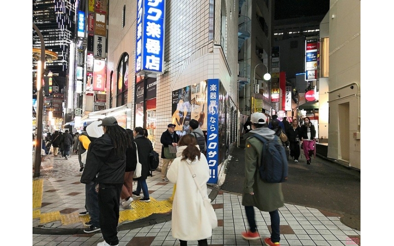 【在日招聘】銀座販賣職
